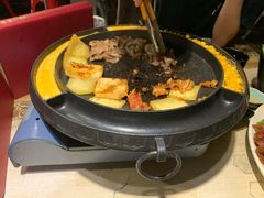 -三国惹火烤肉·中日韩烤肉集合店(百草路店)