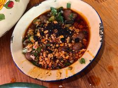 -拈签一笑黄牛肉辣卤串串