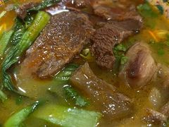 -金杨拉面王小吃面馆·牛三宝面·红烧牛肉粉