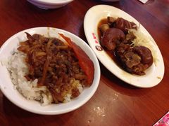 -胡须张鲁肉饭(美食文化馆店)