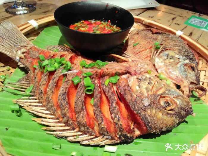 傣味香炸罗非鱼