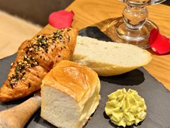 -Mark&Mars Restaurant