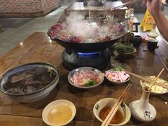 -白乐天毛肚火锅馆(南滨路店)