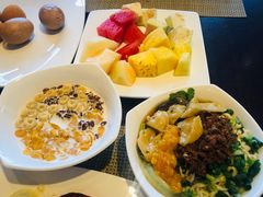 -三亚湾海居铂尔曼度假酒店