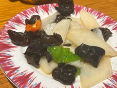 -柴窝堡22号传承新疆菜·新疆辣子鸡