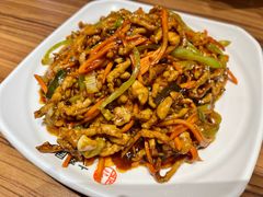 -六泰居·尔滨地标·东北菜(松北店)