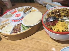 -怪噜范·老贵阳街头名小吃(汇金星力城店)