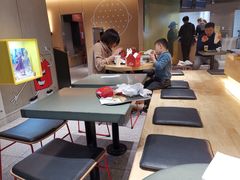 大堂-麦当劳(龙阳路店)