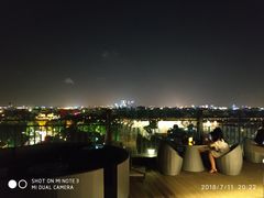 -顽啤熊·酒客酒馆(苏城夜景必选店)