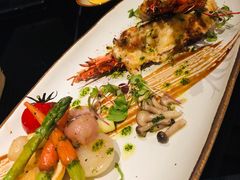 香焗龙虾配自制黑松露酱-上海苏宁宝丽嘉酒店·Cafe Bellagio西餐厅