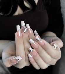 -兔猫ToMoreNails美甲美睫