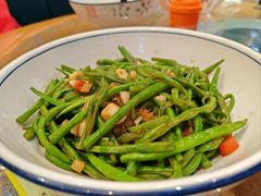 -黄泥岗·地道湖北菜(奥特莱斯店)