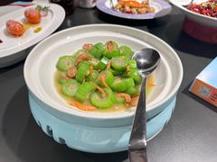 -沪昕金让六尺饭店·粤菜·海鲜·融合菜(四季青店)