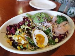 牛油果鲜虾藜麦沙拉-布拉格餐厅· 中欧捷克菜(全国首店)