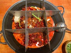 -周小明火锅(黑金冠社区店)