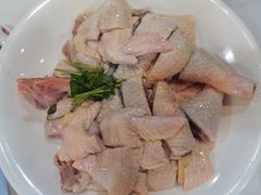 -明本湛江鸡•海鲜小厨(陈家祠店)