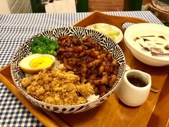 招牌卤肉饭-荏苒