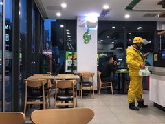 -老乡鸡(武汉中南梅苑小区地铁站店)