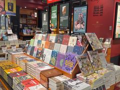 -SISYPHE BOOKS西西弗书店(龙湖滨江天街店)