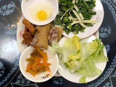 -桥香园云南过桥米线(金马碧鸡店)