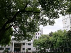 -上海市第八中学