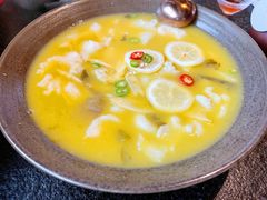 钵里的鱼-檐下风铃酒馆