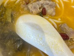 -三千粉牛肉米粉(来客茂店)