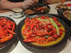 -沪小胖·小龙虾·蓝龙王(八佰伴店)