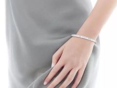 -Tiffany & Co.蒂芙尼
(南京德基广场店)
