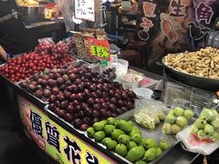 -六合夜市