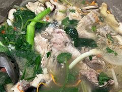 江团鱼-姚记抚仙湖石锅鱼庄