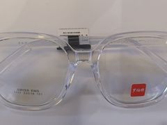 -罗伯特眼镜·蔡司官方授权(前海桂湾店)