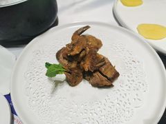 -红鼎豆捞·非遗鲍皇汤火锅(宝丰路店)