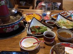 -毛辣果·贵州红酸汤牛肉火锅(西单店)