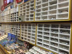 -沫芮眼镜·蔡司官方授权店(人民广场店)