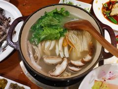 -黑鸡小馆(金源店)
