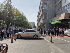 -老乡鸡(武汉中南梅苑小区地铁站店)