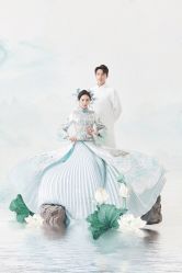 -雪中彩影婚纱摄影·微光艺术中心