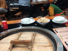 -三里屯土灶炖公鸡地锅鸡(江东店)