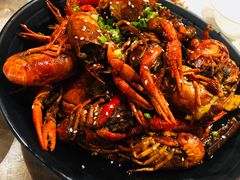 -巴厘龙虾·榜首油焖大虾(音乐学院·沿江酒馆店)