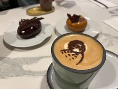 -潮一不贰·法式甜品·生日蛋糕·西式简餐(外滩店)