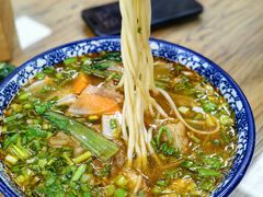 -陇上全荟兰州传统牛肉面(延吉路店)