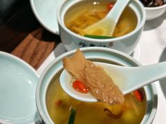 -裕兴记•蟹黄面馆(人民广场店)