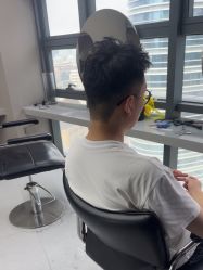-宫铭烫发染发接发店