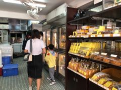 面包甜点陈列柜-安德鲁饼店(总店)