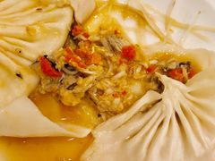 陈士荣蟹黄汤包-鸿运酒楼