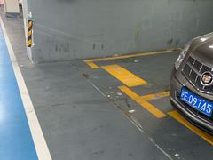 -日月光中心-停车场