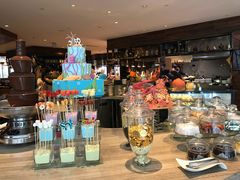 -OPEN開全日自助餐厅·牛肉火锅·海鲜(佛山希尔顿酒店)