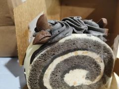 黑芝麻芝士犇犇卷-星巴克(郑州普罗旺世店)