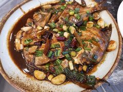 -侬佳蒸菜馆(听潮店)